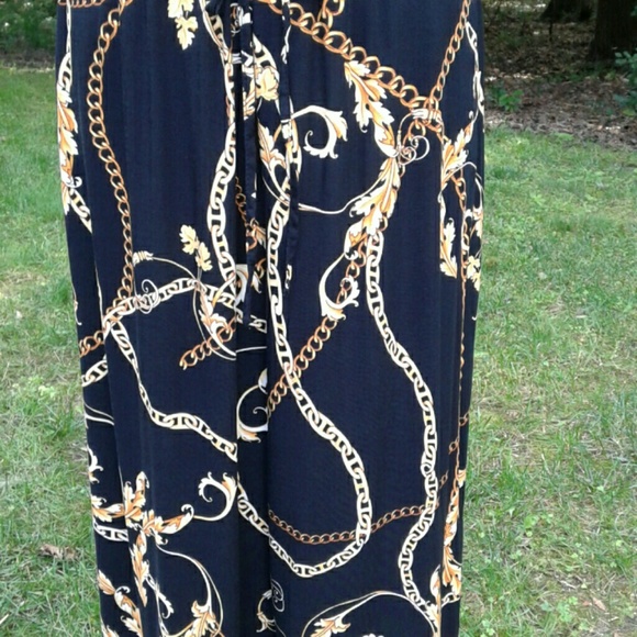 Mlle Gabrielle Black/Gold Chain-Link Print Pants - Picture 3 of 5